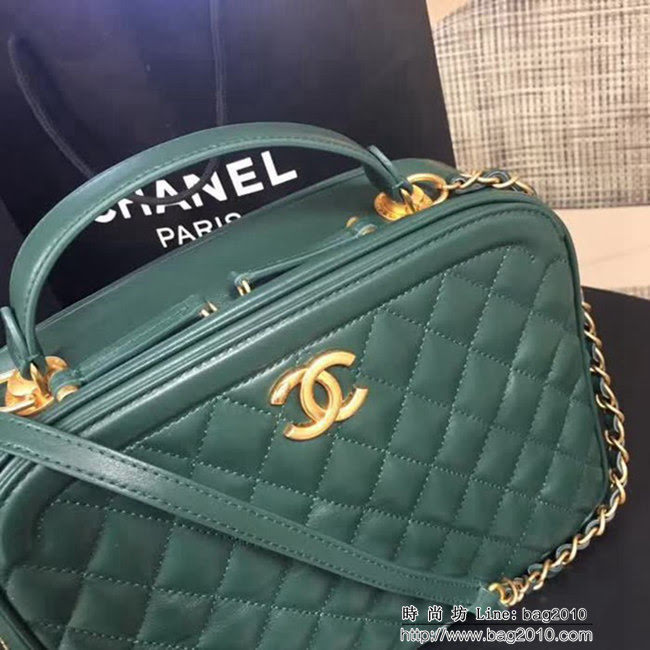 香奈兒CHANEL 57906 正品開發2018新款化妝包手提肩背鏈條包 DSC2105